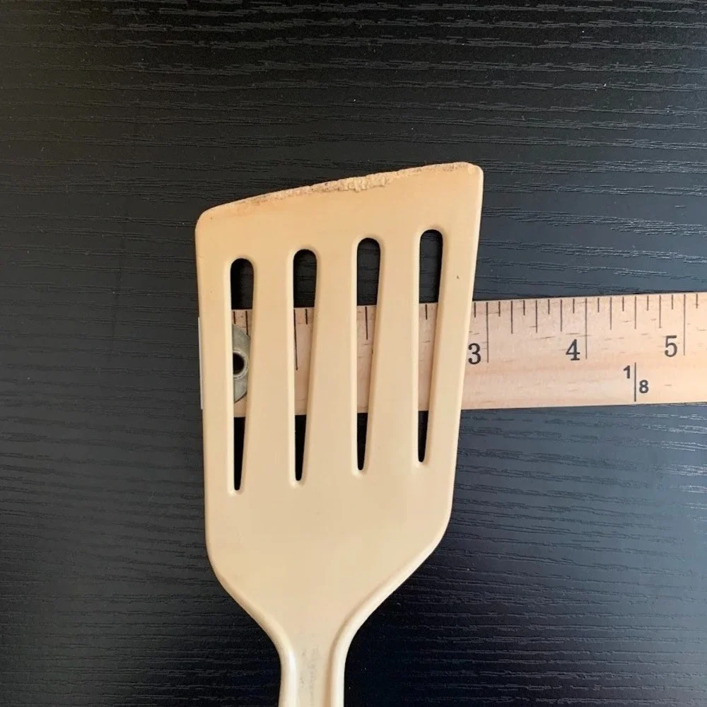 Hutzler Rare Beige Slanted‎ Spatula Nylon Slotted  Turner Flipper No 717 LOPOL